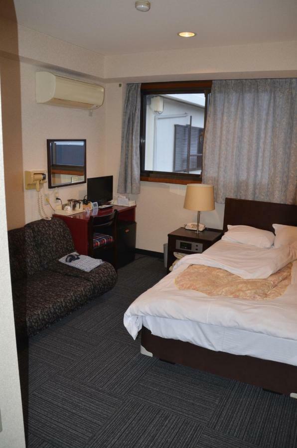 Business Hotel Top Inn Kagurano Wakayama Exterior photo