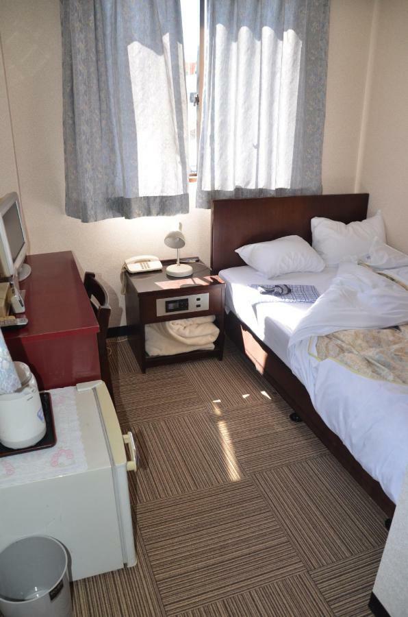 Business Hotel Top Inn Kagurano Wakayama Exterior photo