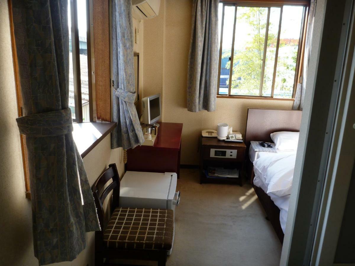 Business Hotel Top Inn Kagurano Wakayama Exterior photo